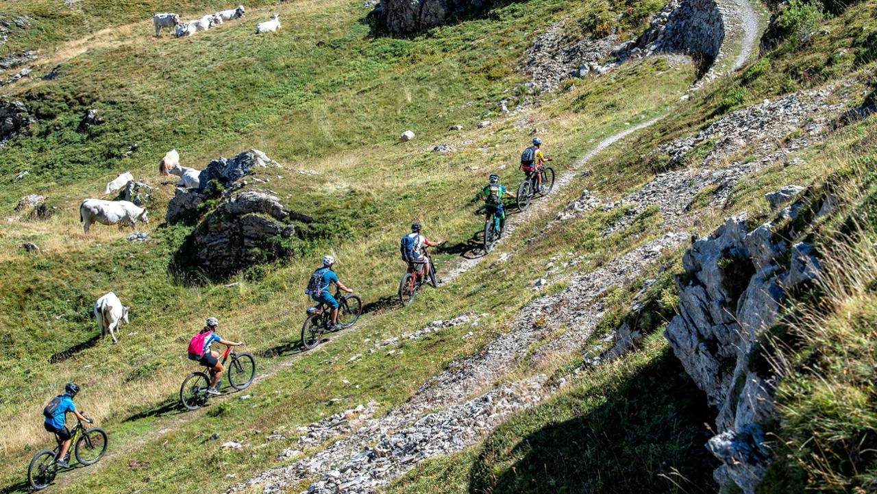 PIAN-DELLA-MARCHISA-TOUR AB ROCCAFORTE